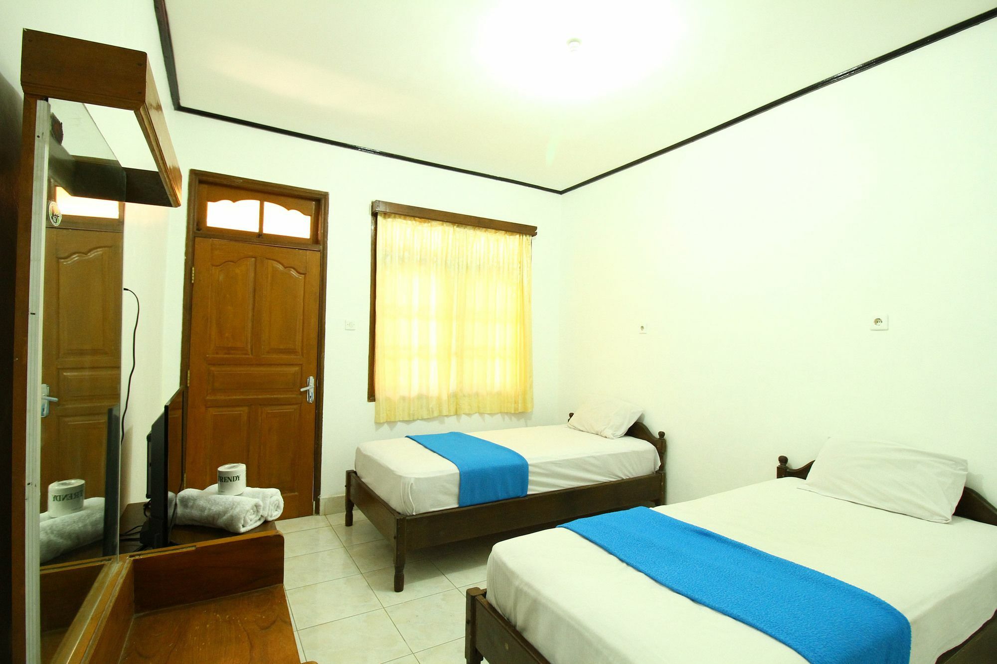 Dua Dara Inn Kuta Legian Exteriér fotografie