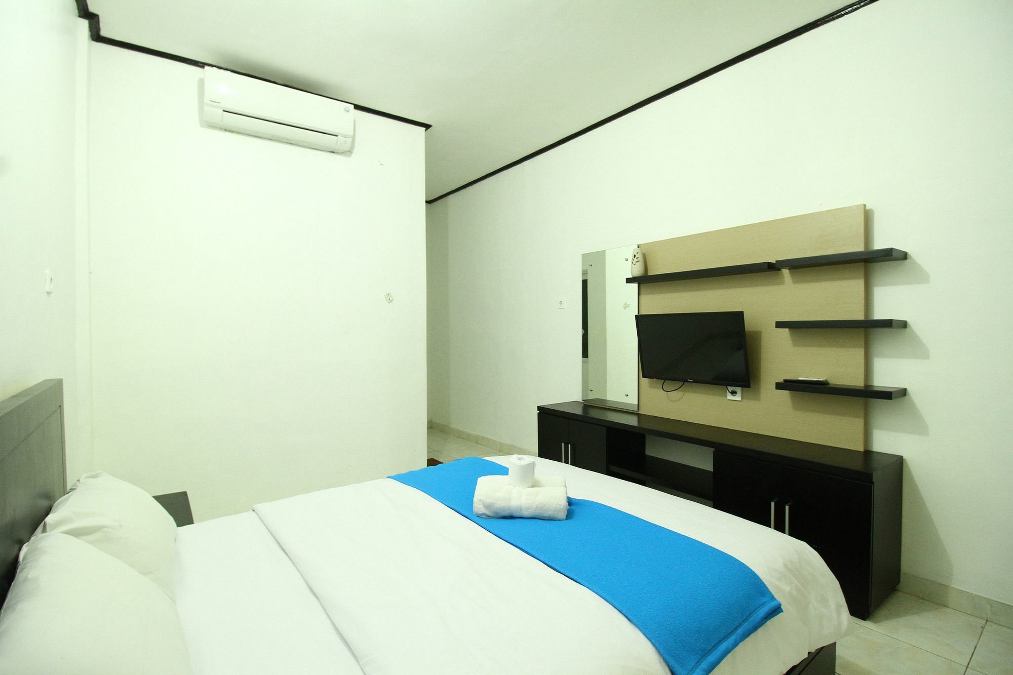 Dua Dara Inn Kuta Legian Exteriér fotografie