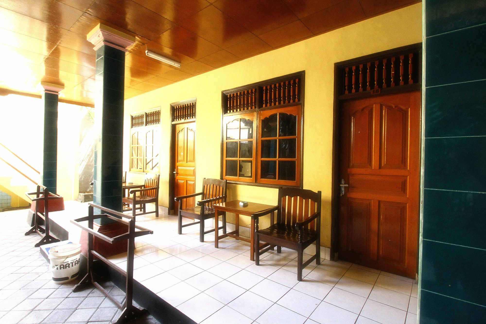 Dua Dara Inn Kuta Legian Exteriér fotografie