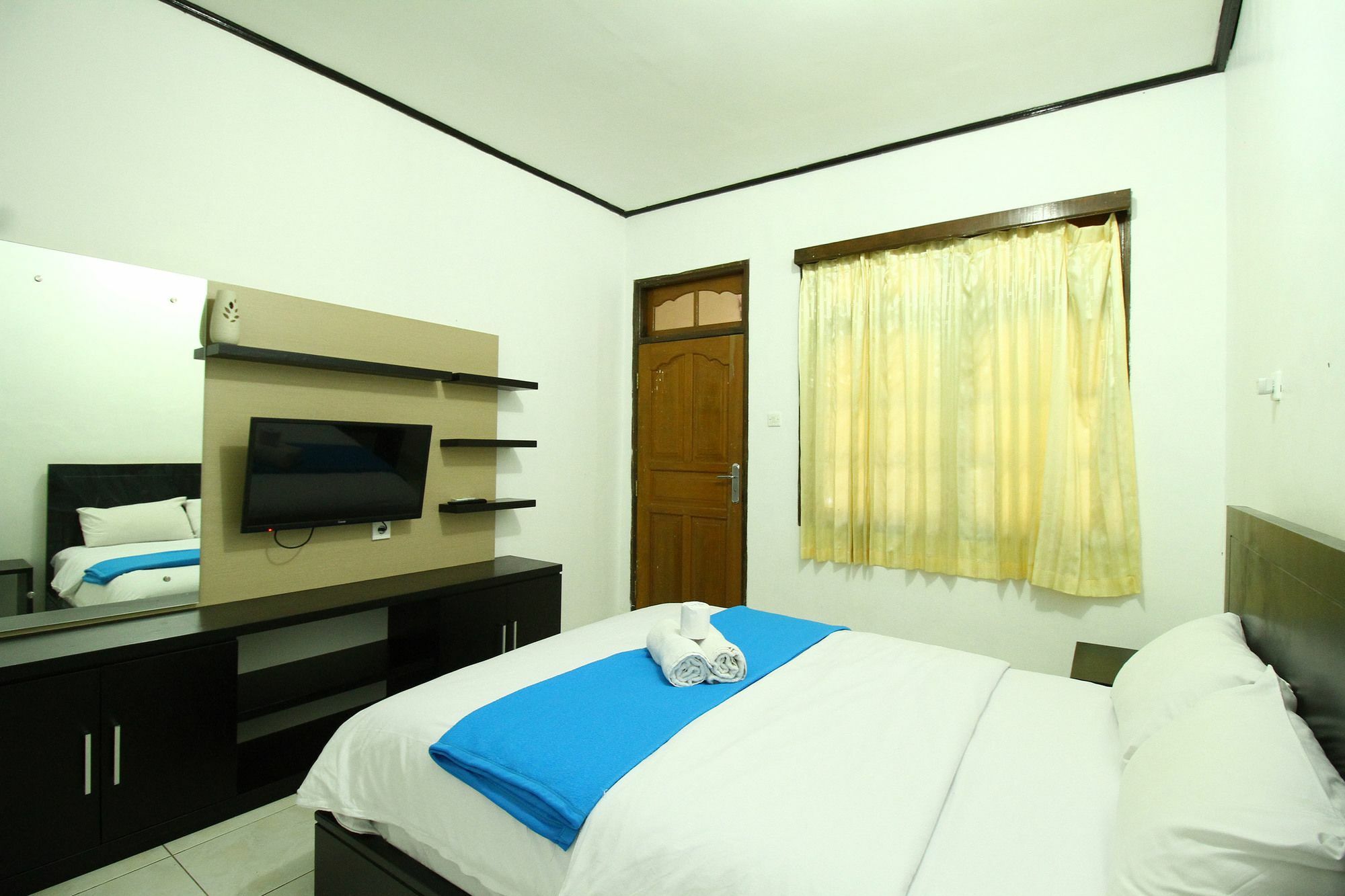 Dua Dara Inn Kuta Legian Exteriér fotografie