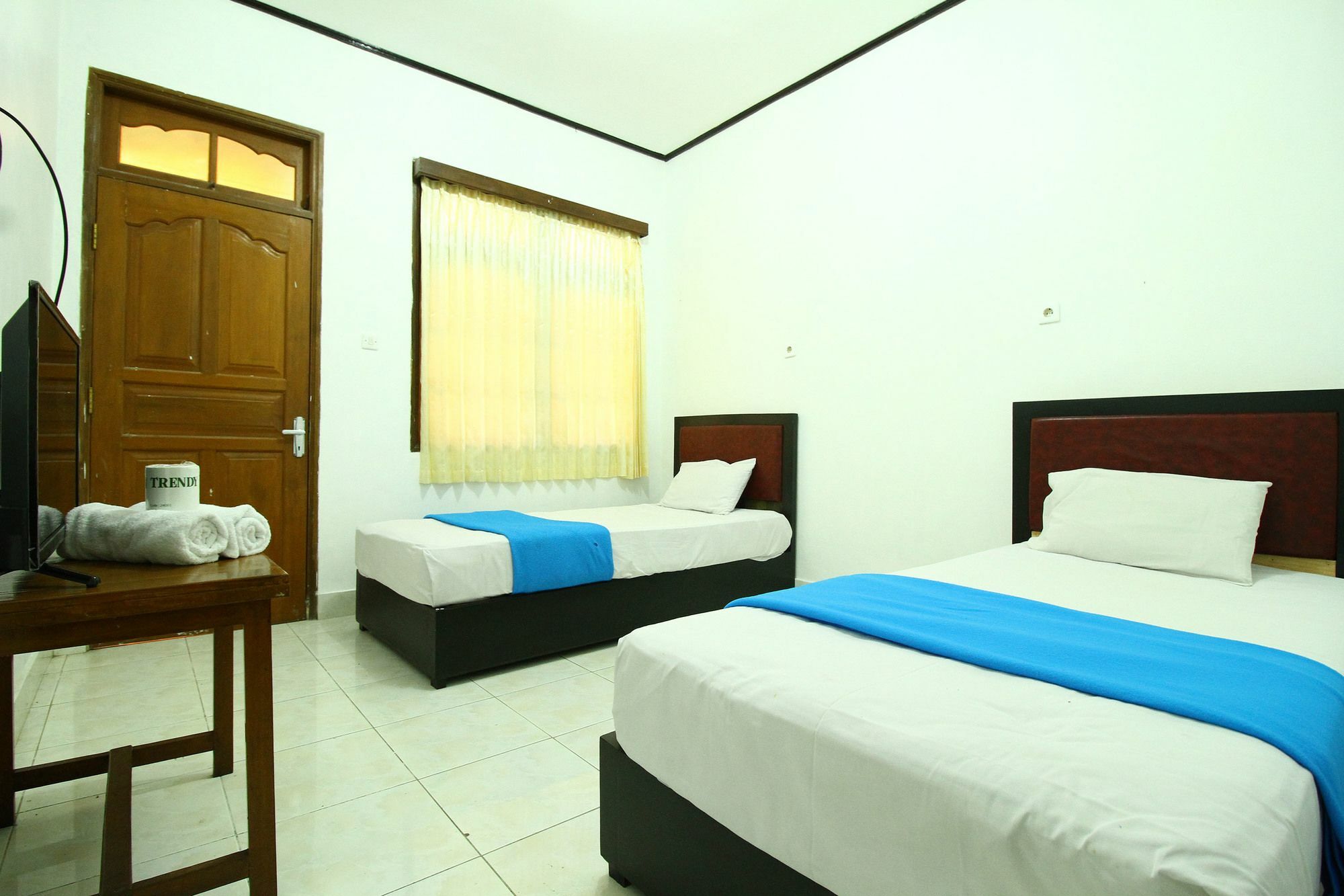 Dua Dara Inn Kuta Legian Exteriér fotografie